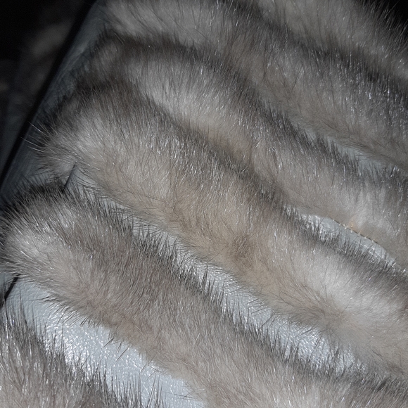 MINK! LEATHER!  "Furs by Snyder" of New York M - L         c - Picture 9 of 9
